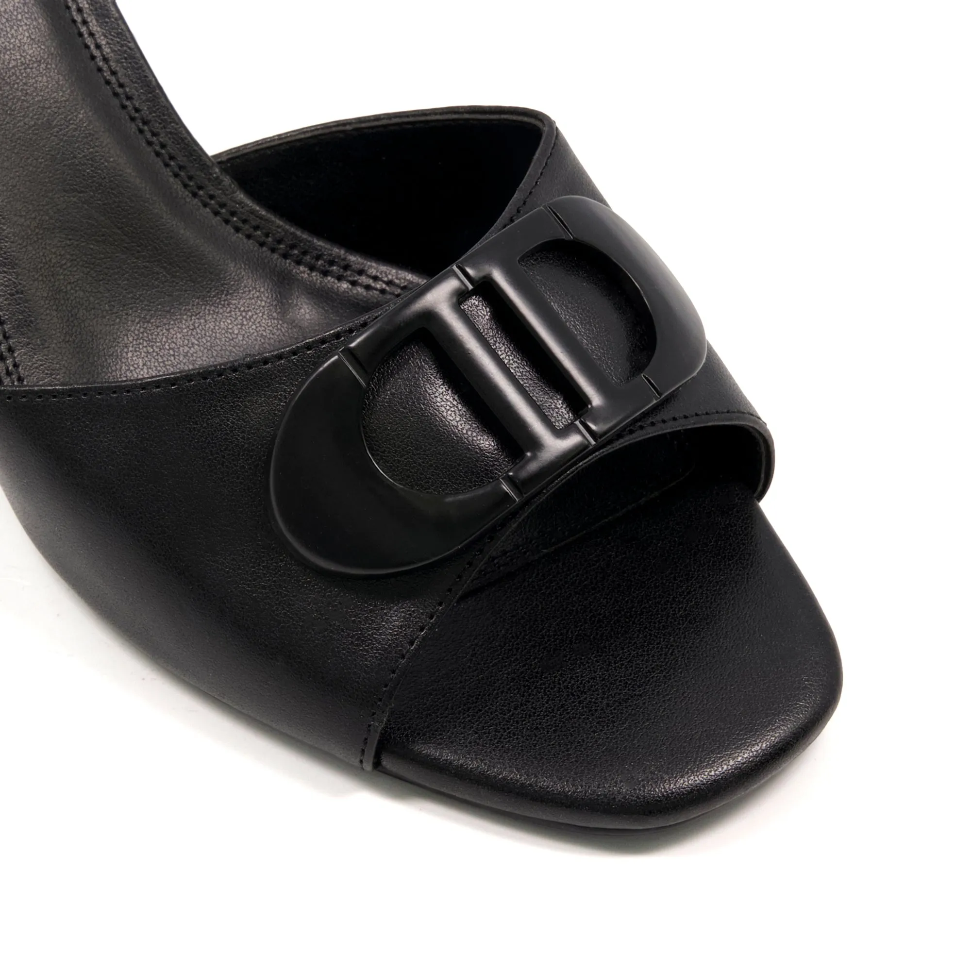 MANORA - BLACK