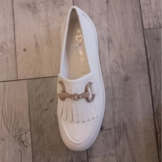 Marco Tozzi Chunky Sole Loafer in Tan (Cognac) or White