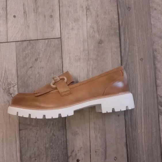 Marco Tozzi Chunky Sole Loafer in Tan (Cognac) or White