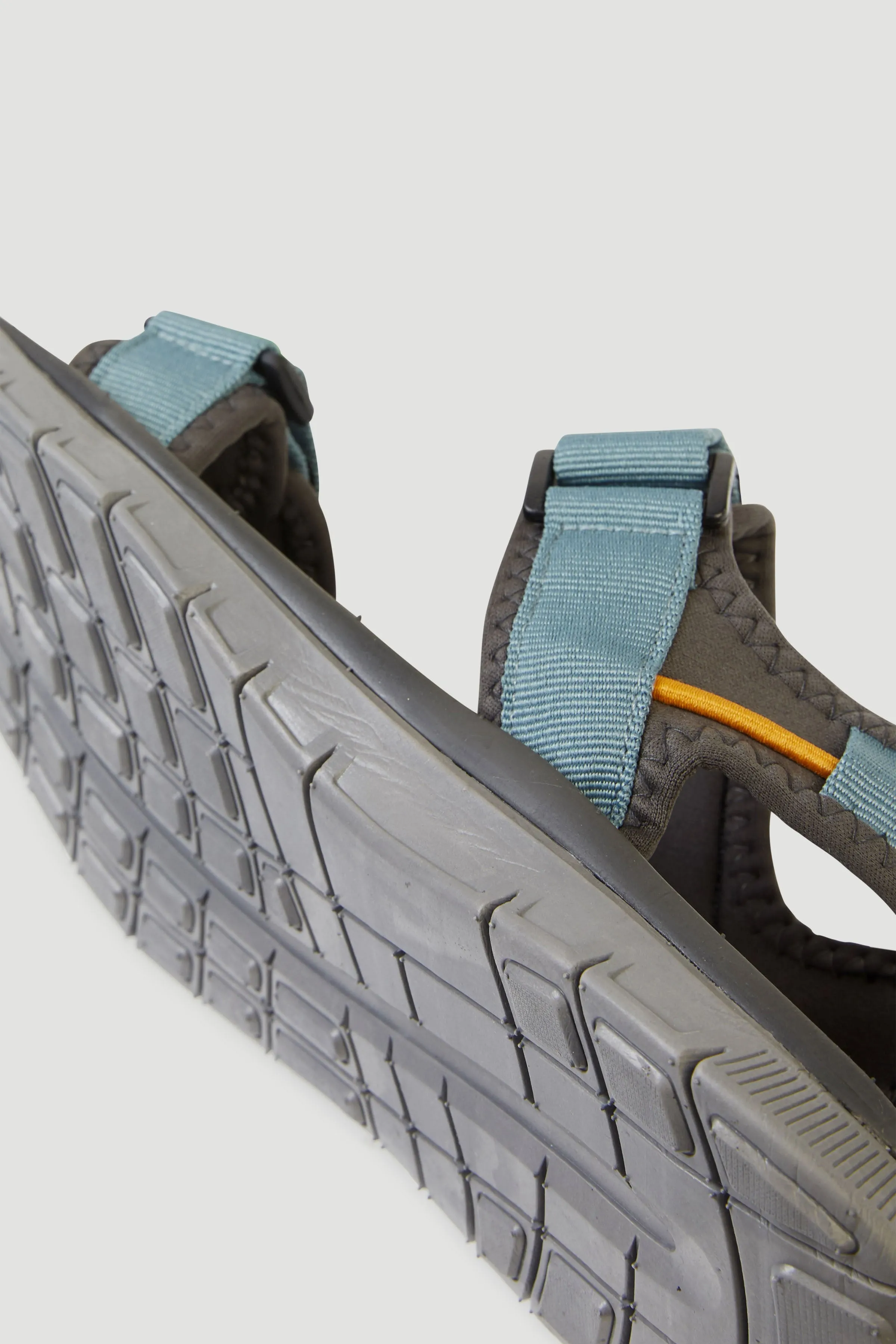 Neo Strap Sandalen | Raven Colour Block