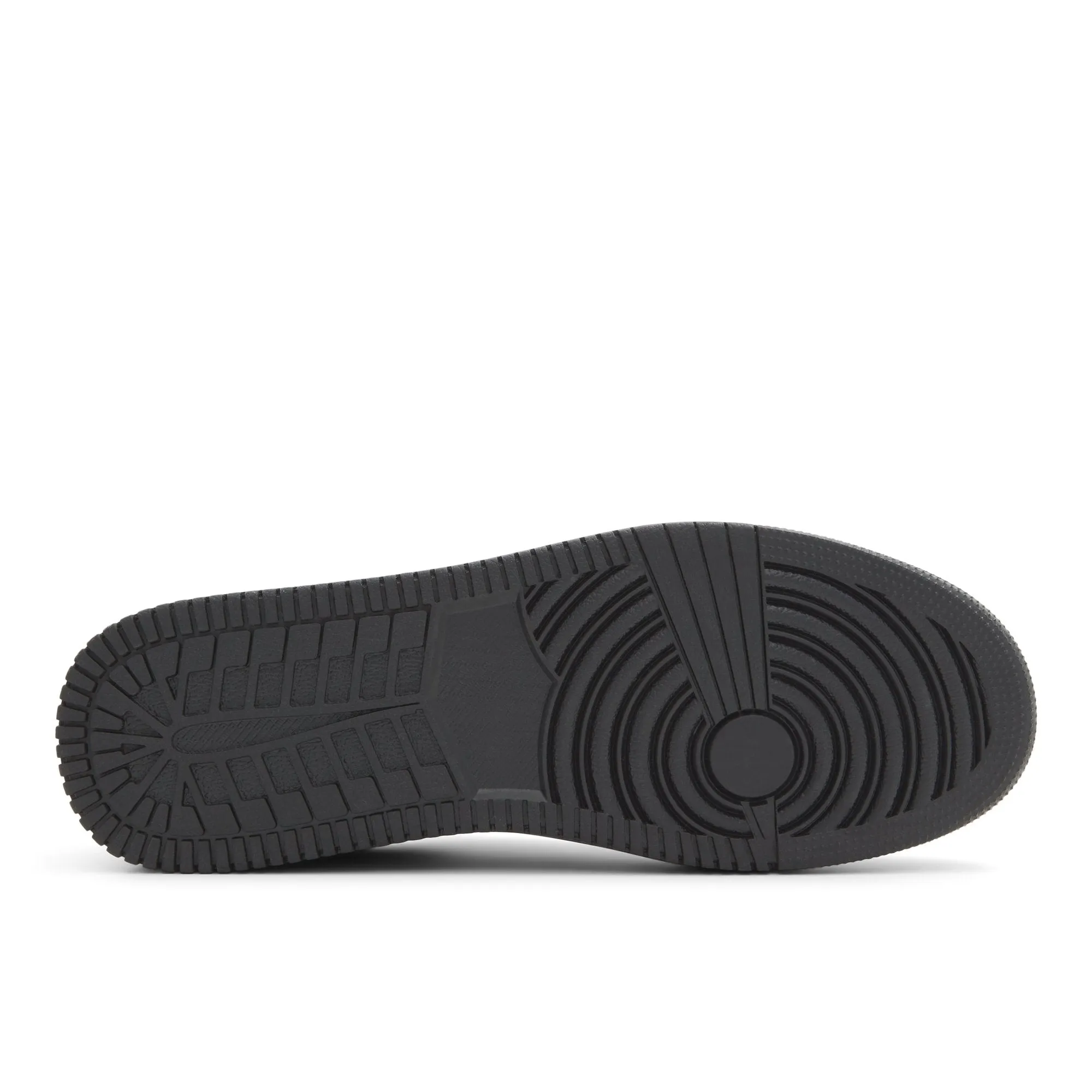 Newcomb / Sneakers