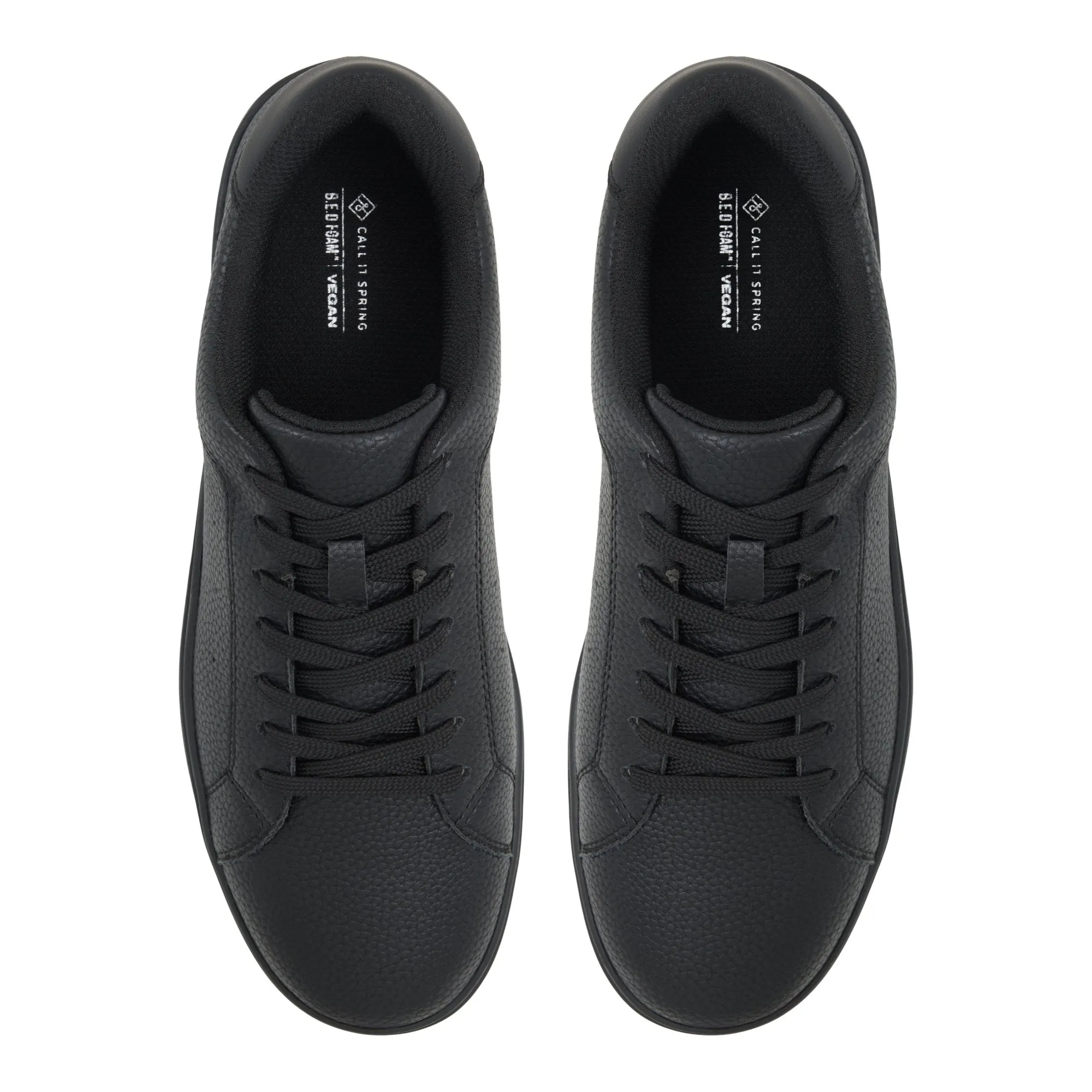 Newcomb / Sneakers