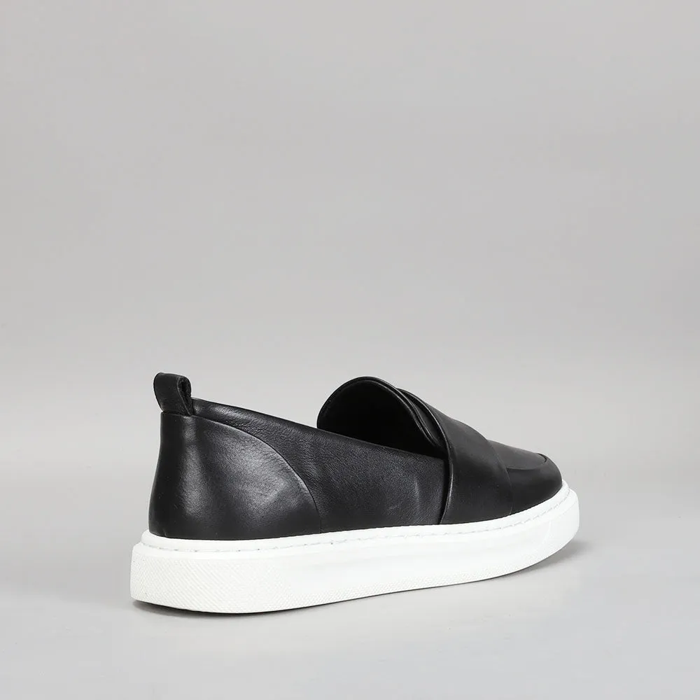 PINGLE - Black