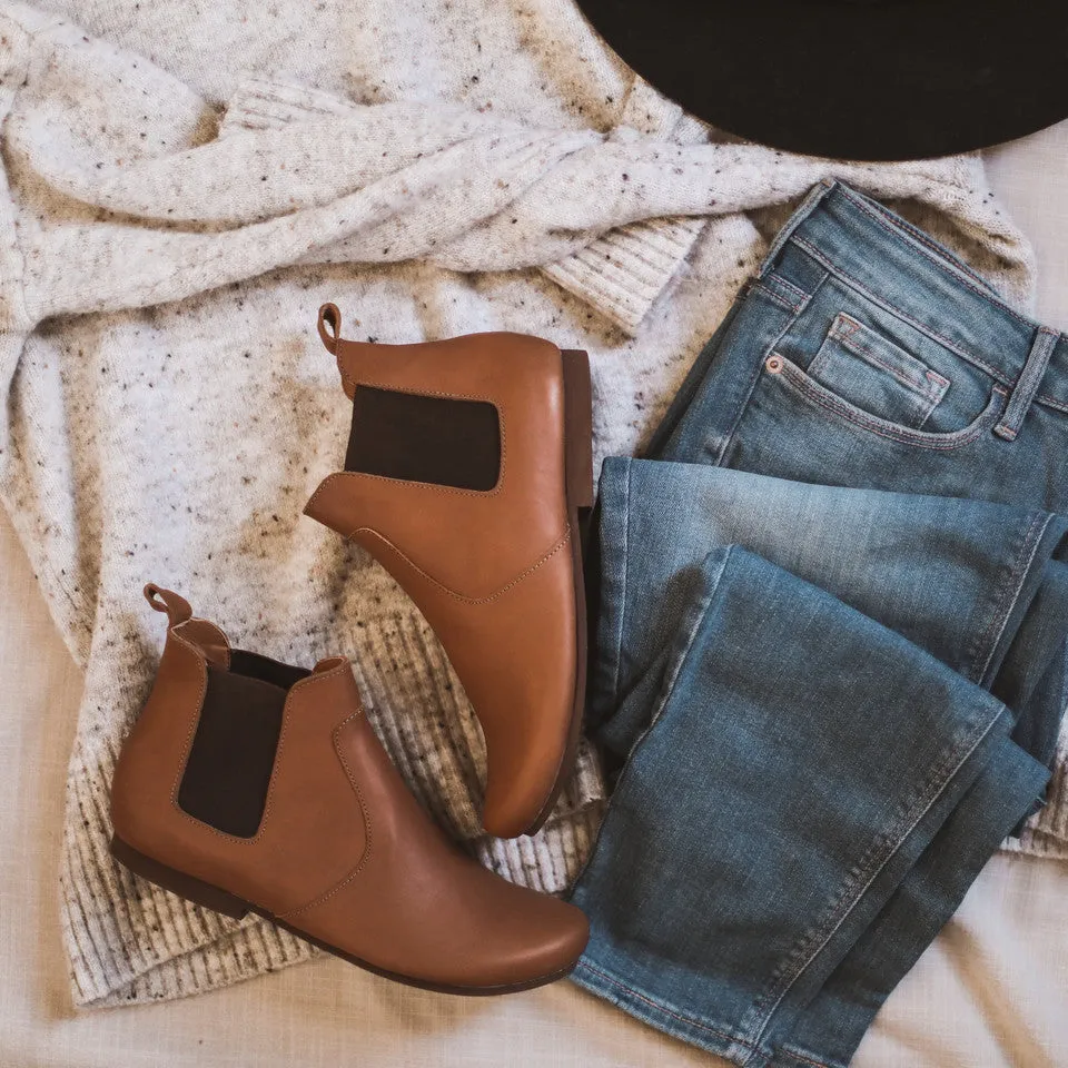 SECONDS 2021 Version - Viajero Chelsea Boot {Women's Leather Boots}