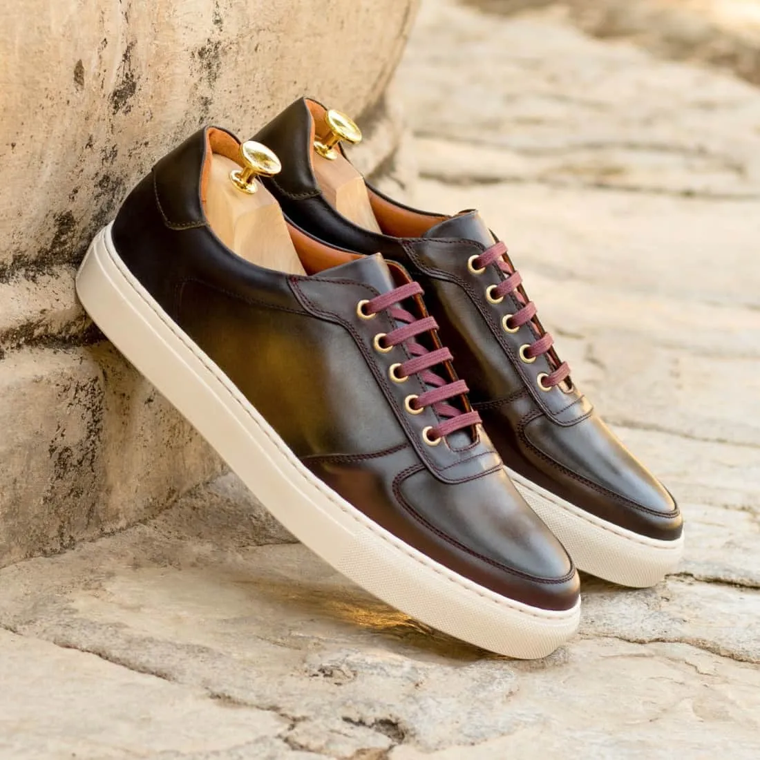 Sneakers Bumper en cuir patiné kaki - Semelles Blanches