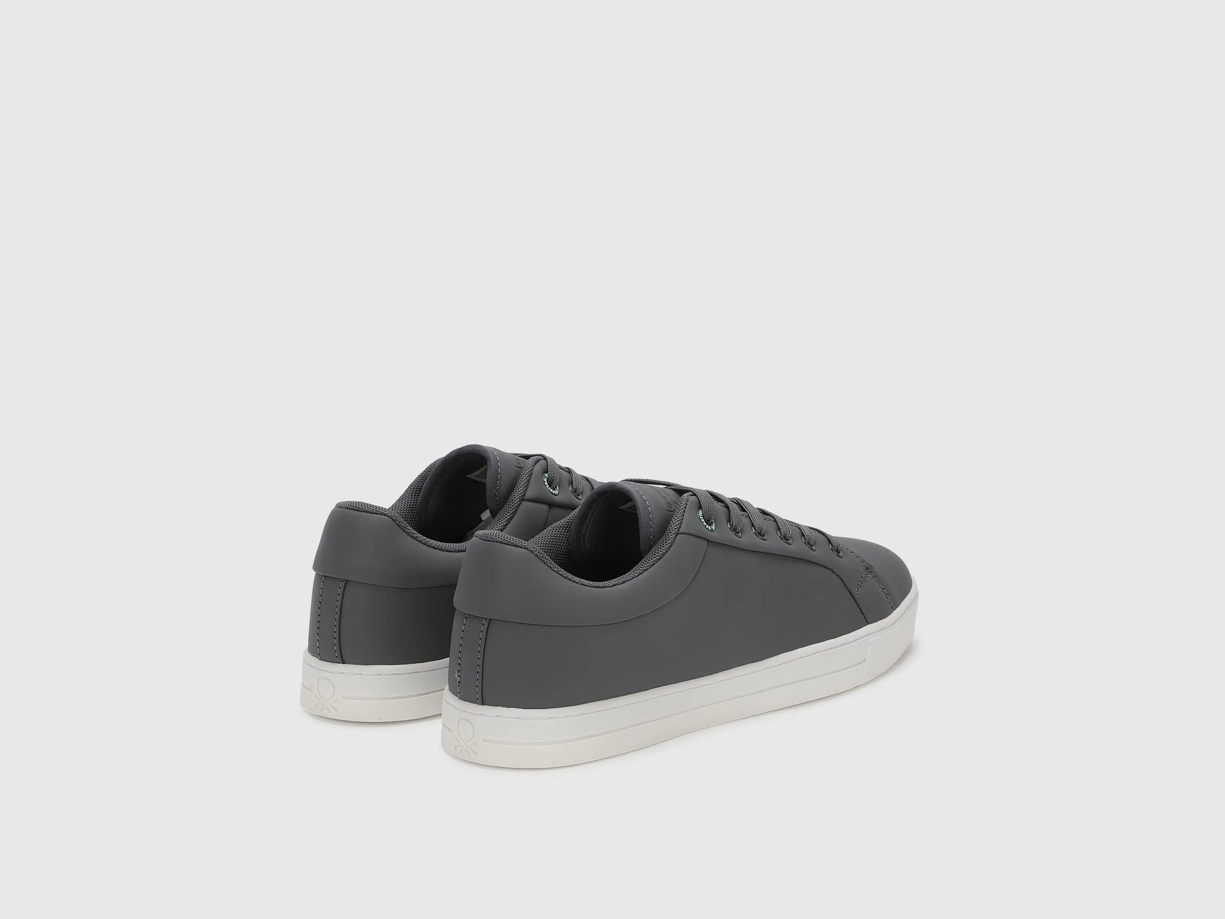 Solid Pattern Casual Sneakers