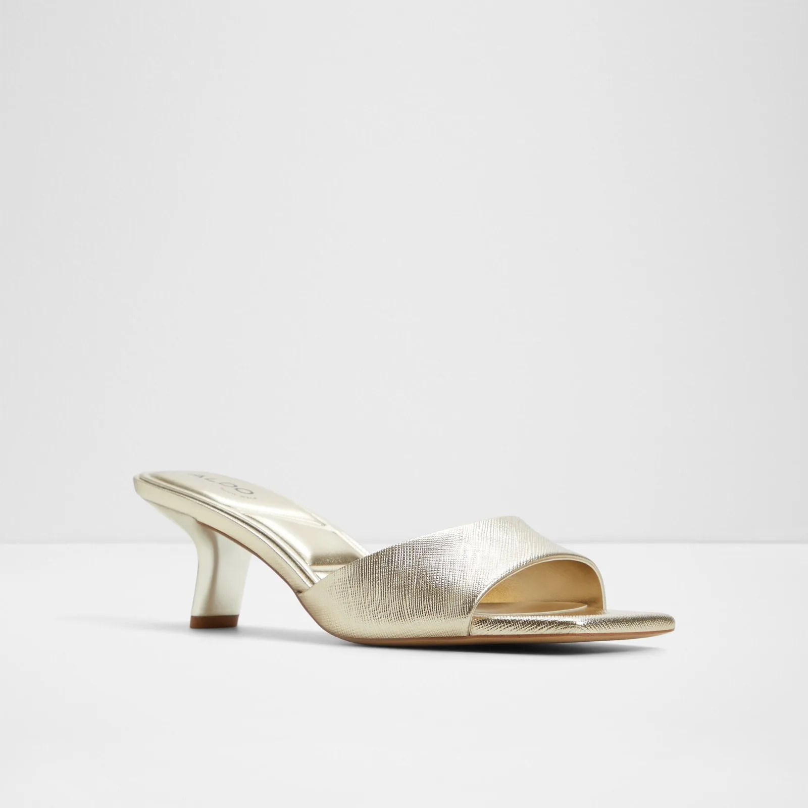 Sophistication / Heeled Sandals