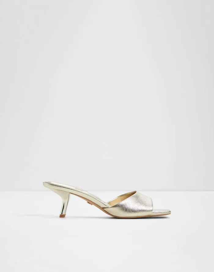 Sophistication / Heeled Sandals