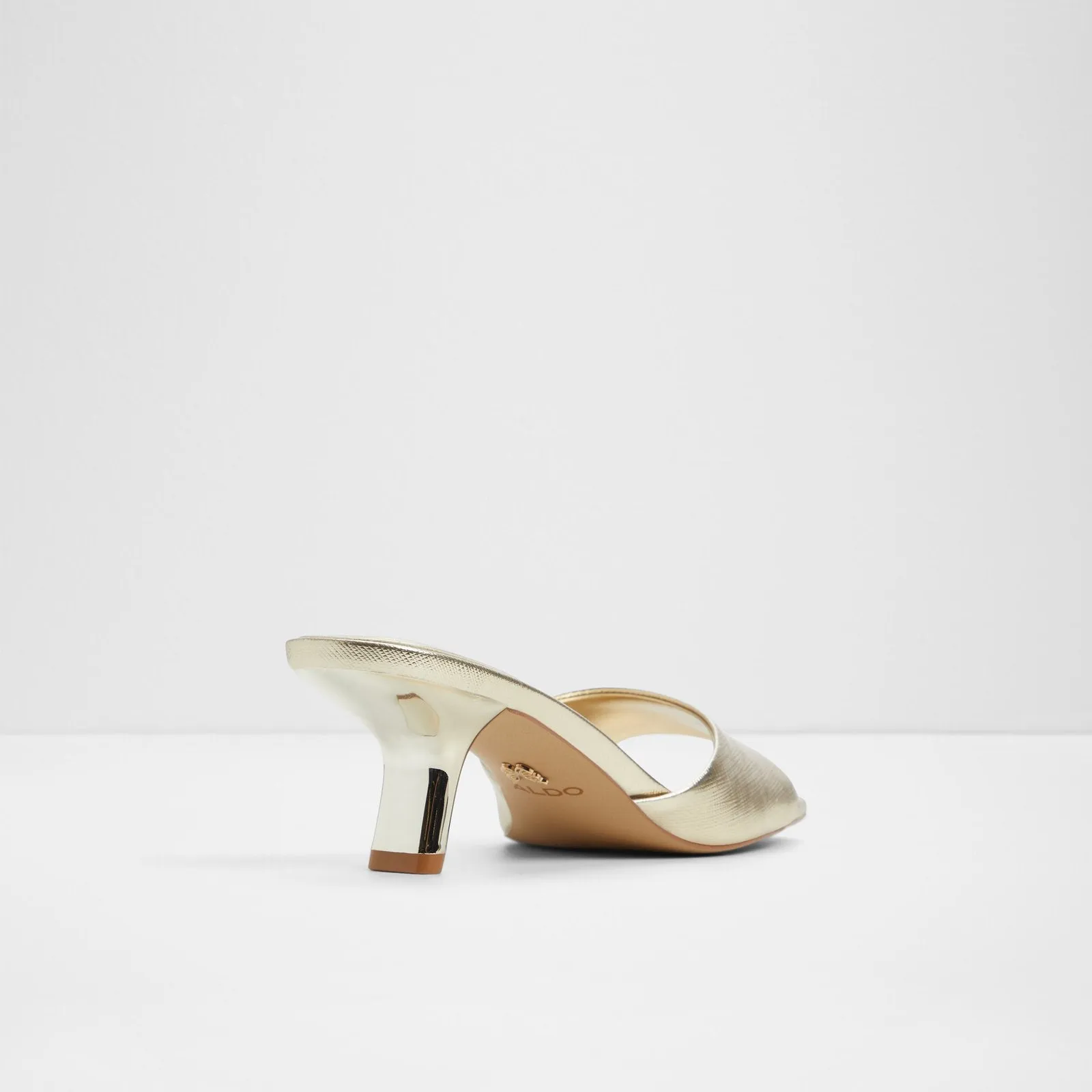 Sophistication / Heeled Sandals
