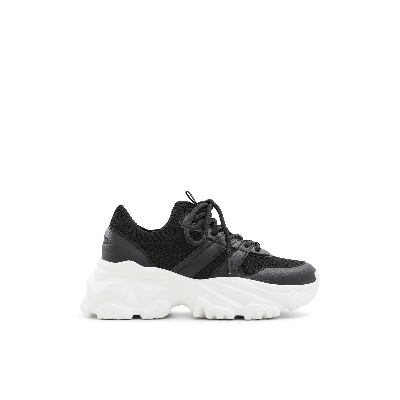 Symone / Sneakers