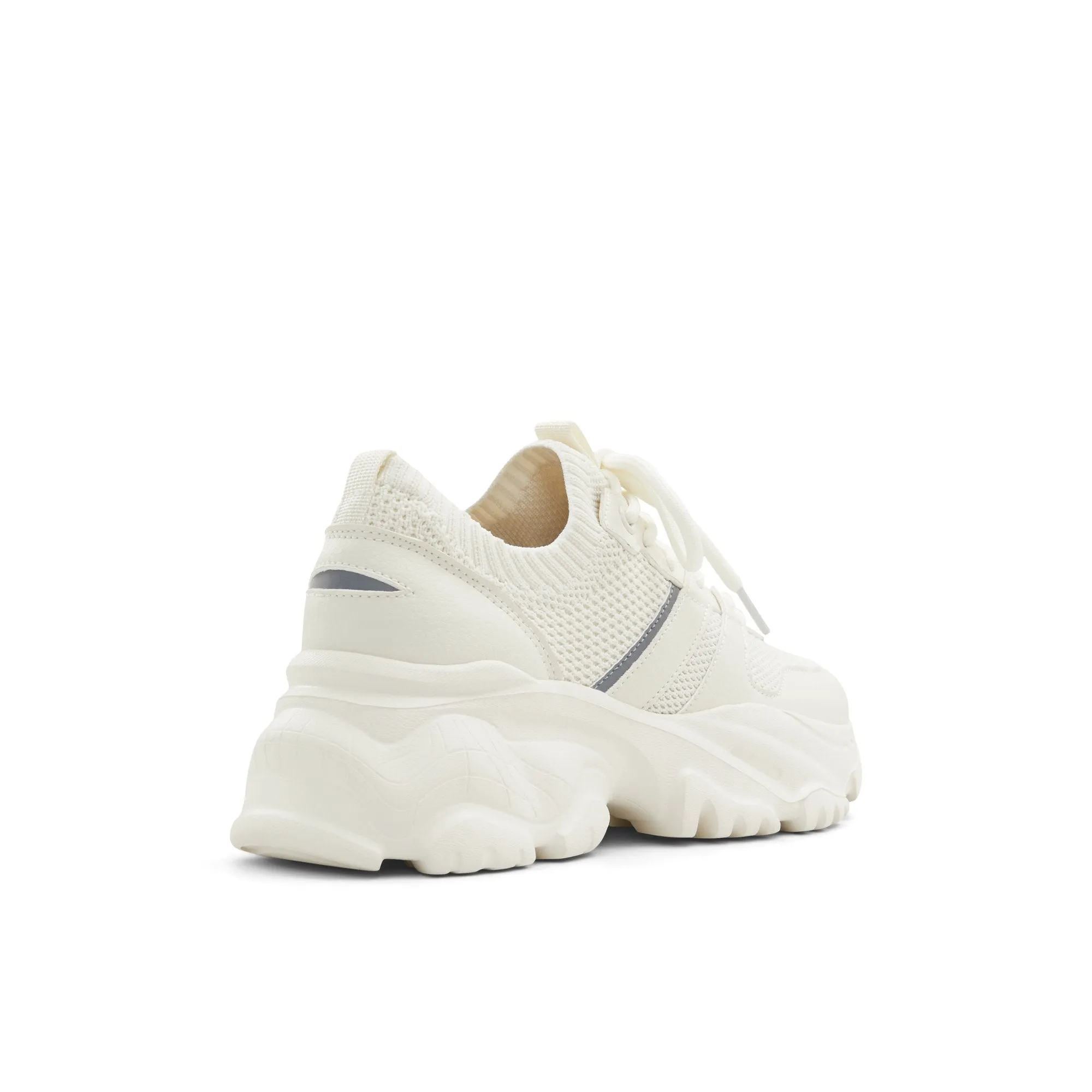 Symone / Sneakers