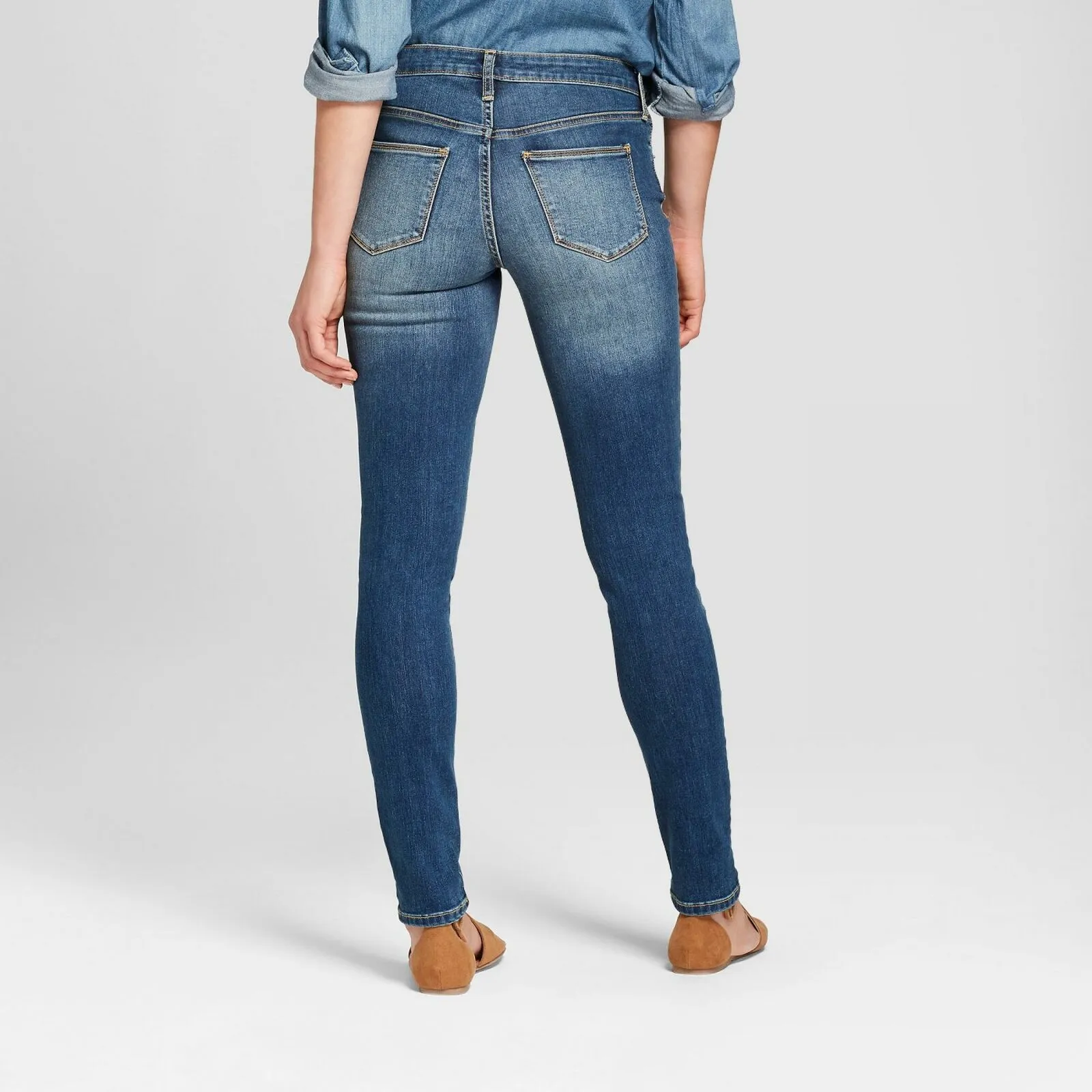 Universal Thread Women's Mid Rise Skinny Jeans