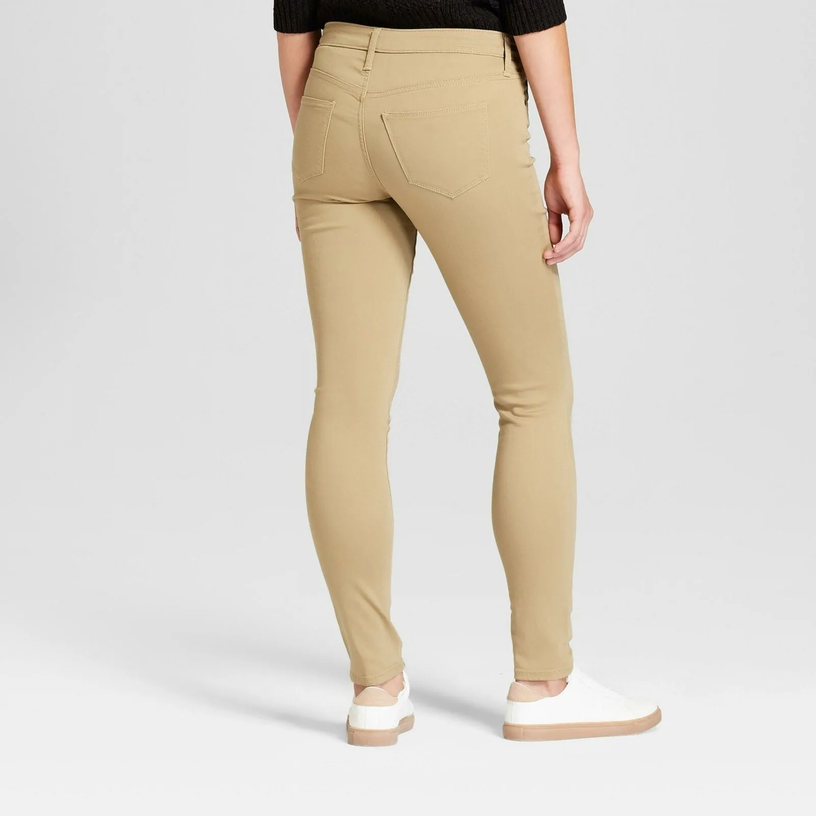 Universal Thread Women's Mid Rise Skinny Jeans
