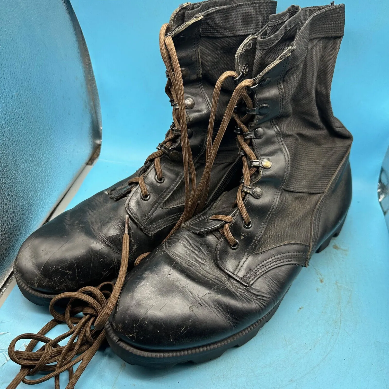 US Army Black Leather WELLCO Combat Boots - Size EU 45 - UK 10 - US 11R