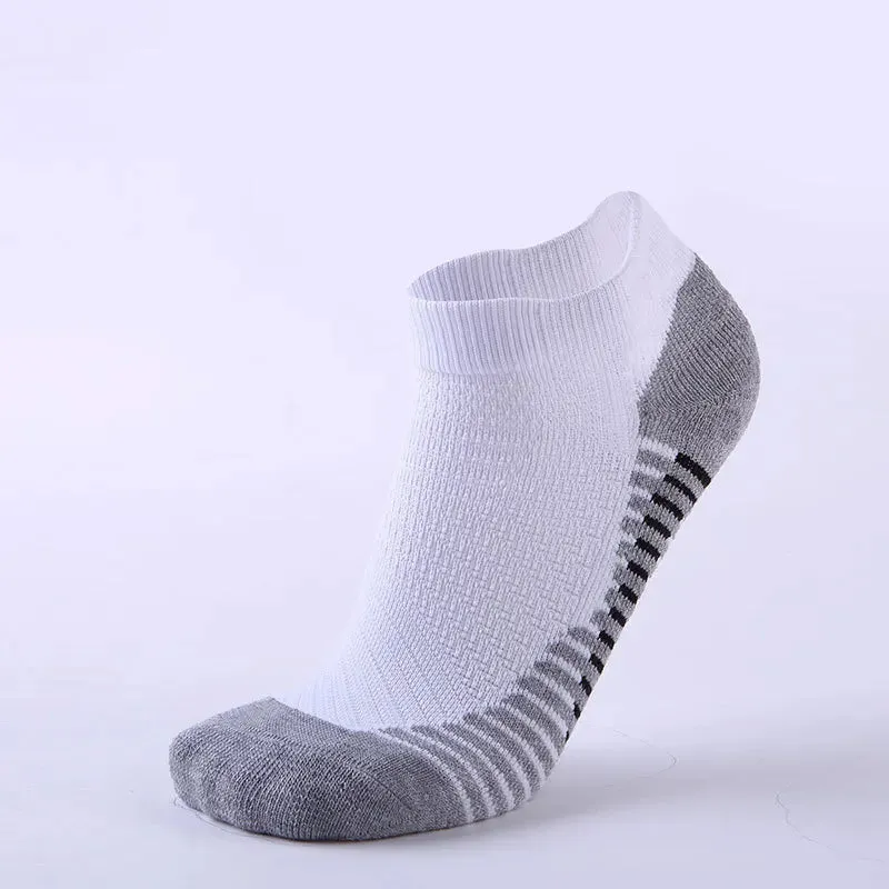 Versatile Sport Socks: Ideal for Various Activities and Seasons