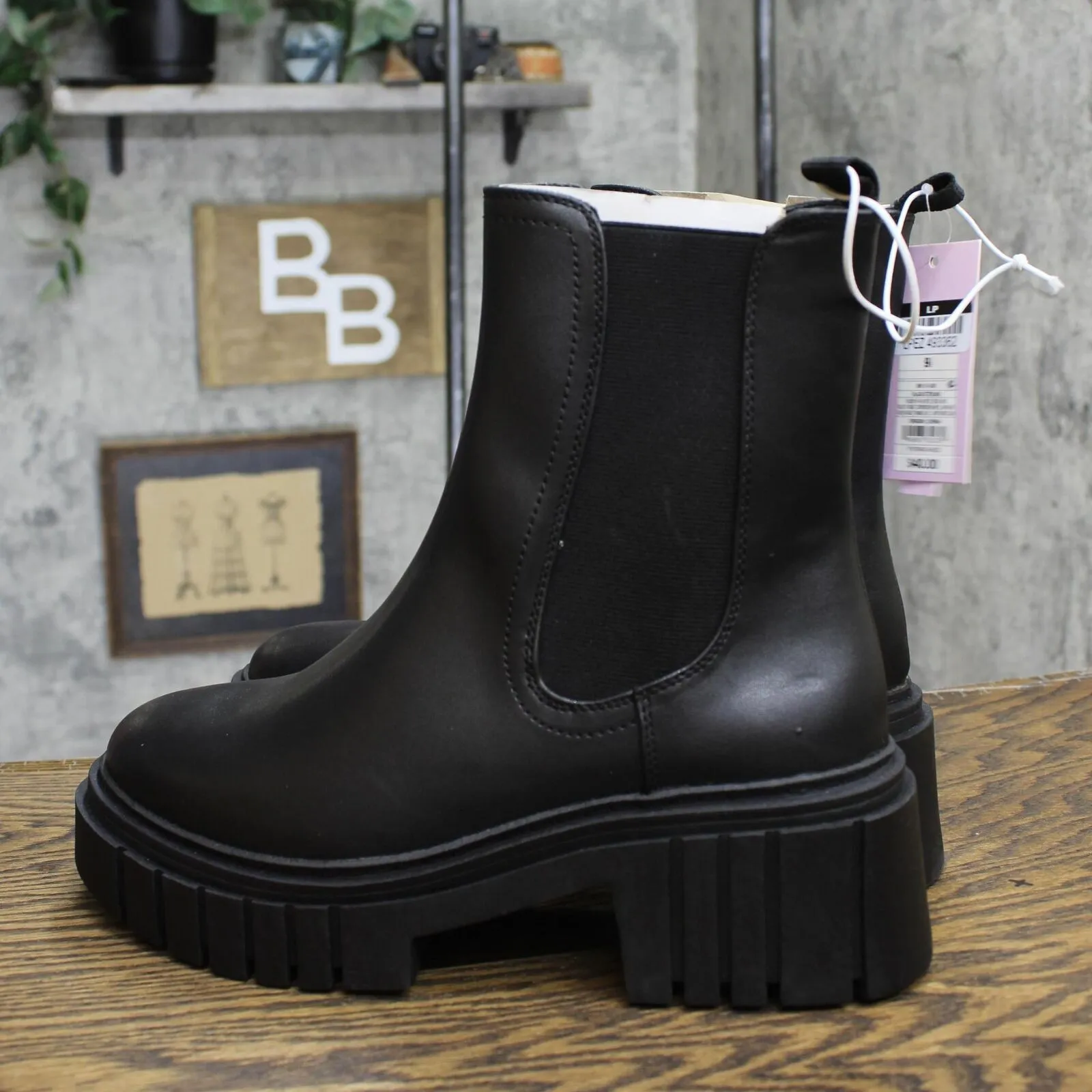 Wild Fable Women's Sterling Chelsea Boots 88075611 Black 9.5M