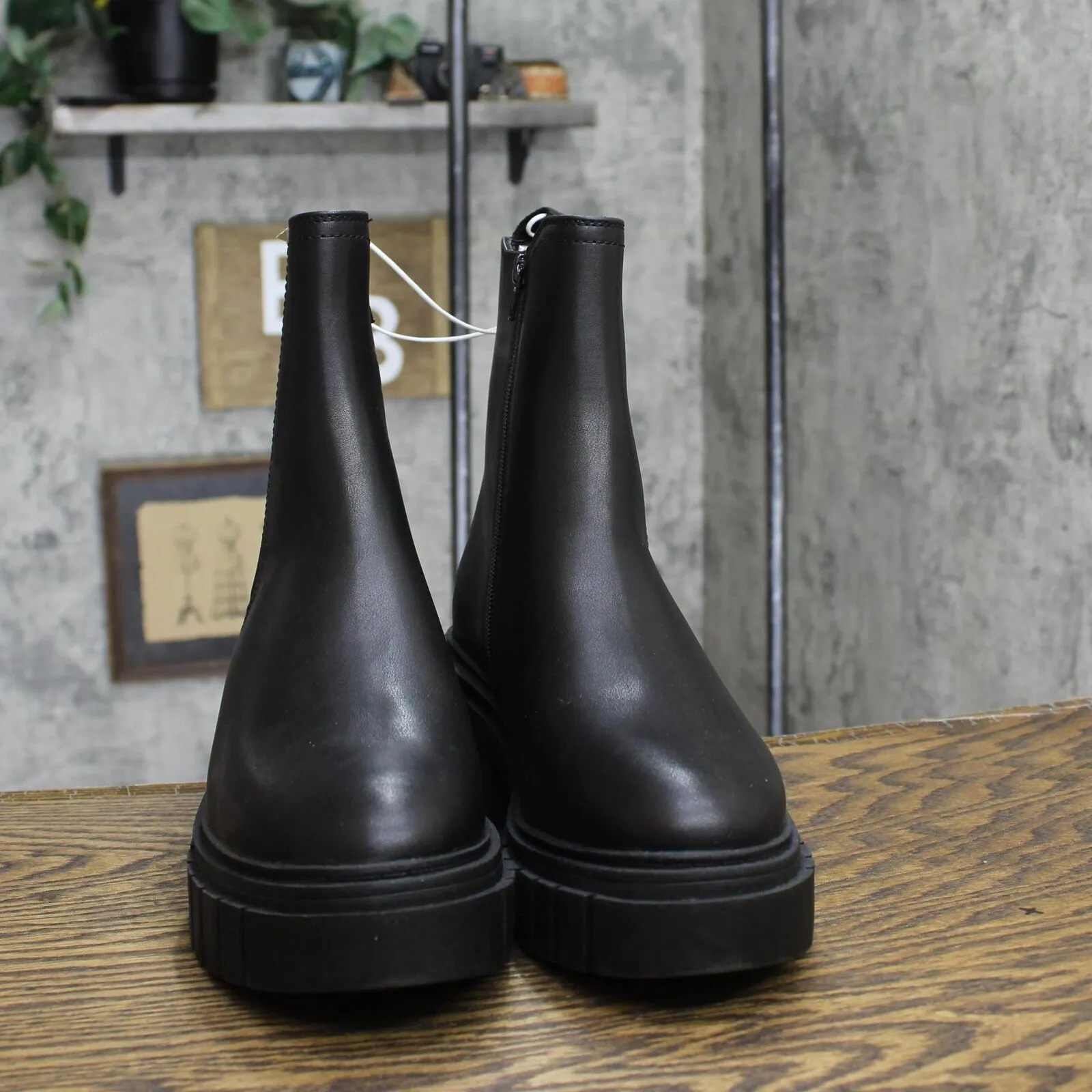 Wild Fable Women's Sterling Chelsea Boots 88075611 Black 9.5M